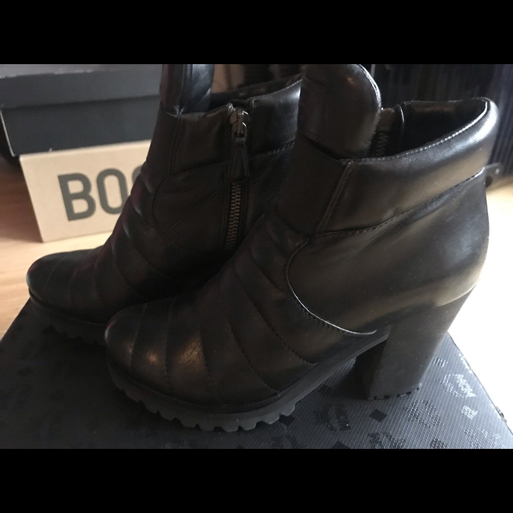 Prada boots size 36